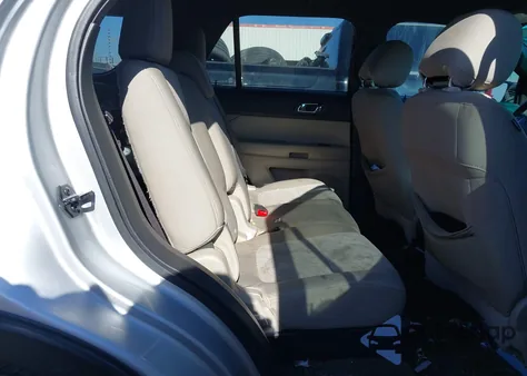 2013 Ford Explorer z USA, uszkodzony, nr VIN 1FM5K7B89DGC60126